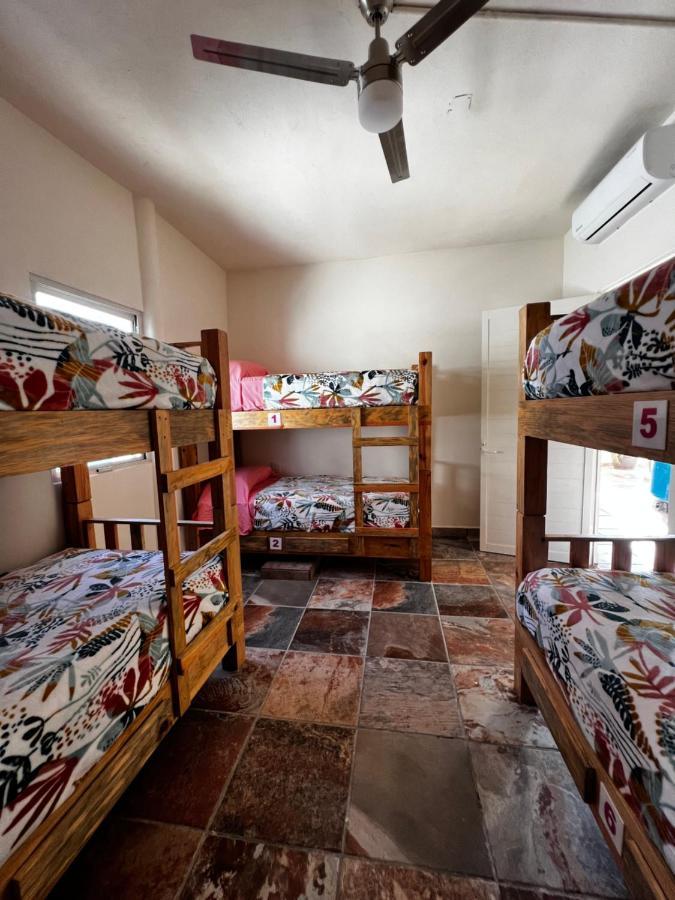 Hostal Bucerías Esterno foto